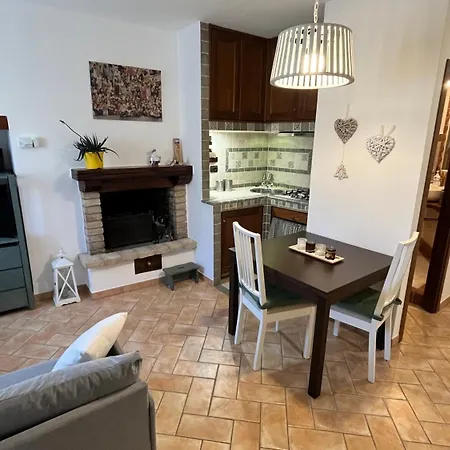Albert's Daire Assisi